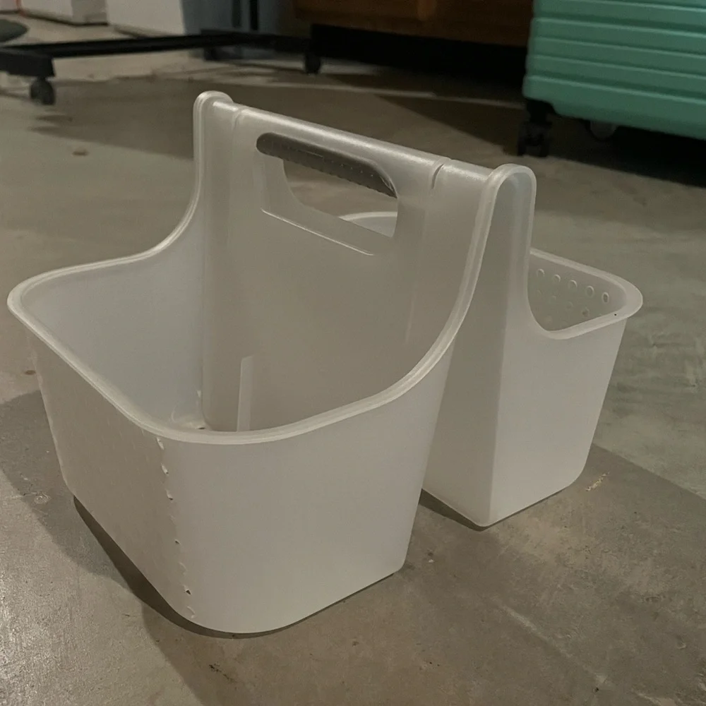 Bathroom organizer
